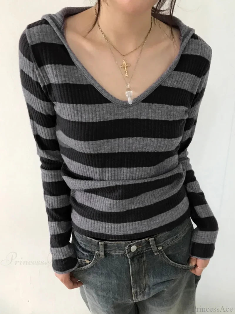 Striped Hooded Basic Slim V-Neck Long Sleeve Knitted Top Black / S knittop-250126