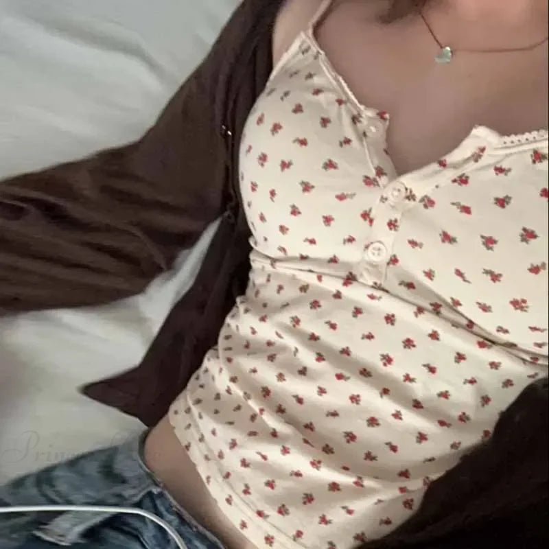 Cute Floral Print Button-Up O Neck Crop Top croptop-250126