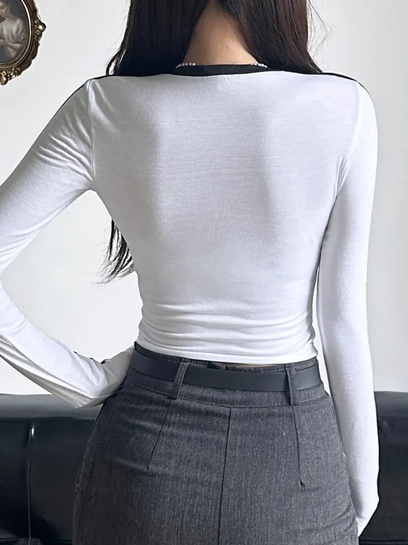 Sporty Contrast Color Cropped O-Neck Long Sleeve Knit Top knittop-250126