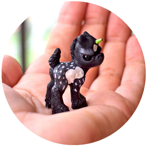Spotted Grumpy Spike GumiPoni