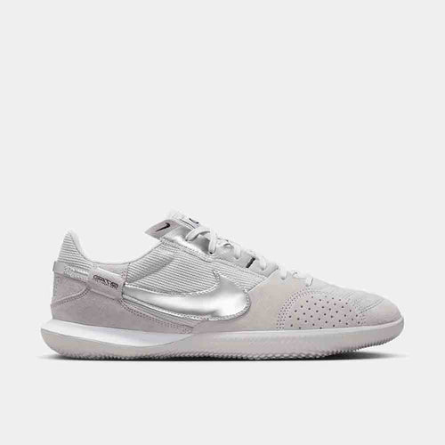 Side view of the Nike Streetgato Indoor Soccer Shoes.
