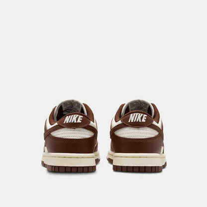 Rear view of the Women's Nike Dunk Low.
