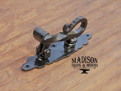 Madison Iron and wood – Metal Décor – Home Improvement – Home décor – Post Caps – Outdoor Décor